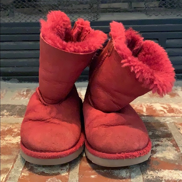 ugg red bailey bow